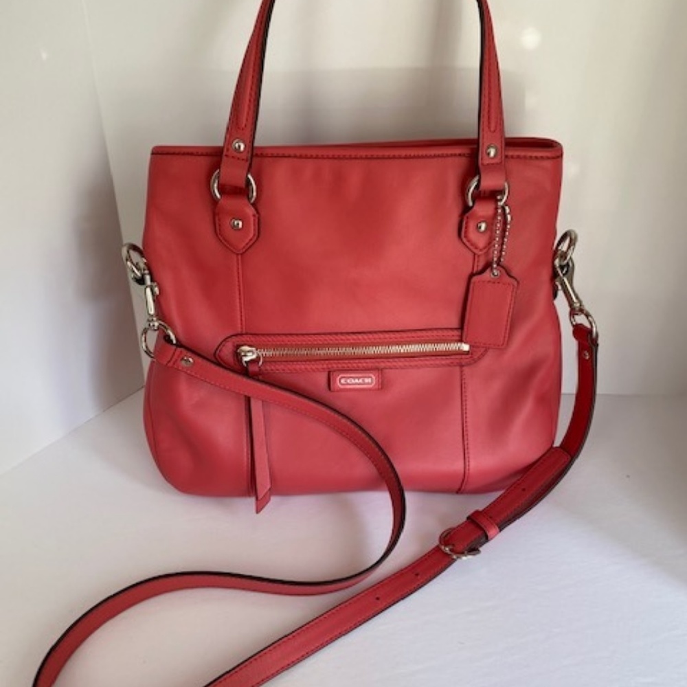NWT Coach leather handbag/crossbody in coral